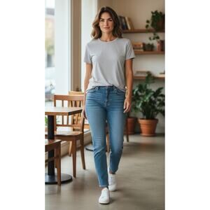 Outdoor Voices Boxy Tee in Light Heather Grey size MED